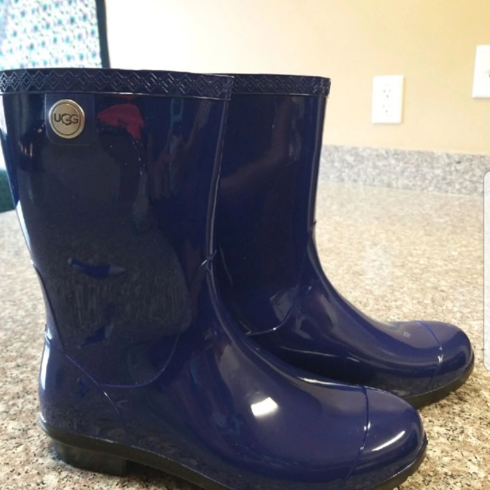 Ugg rain boots